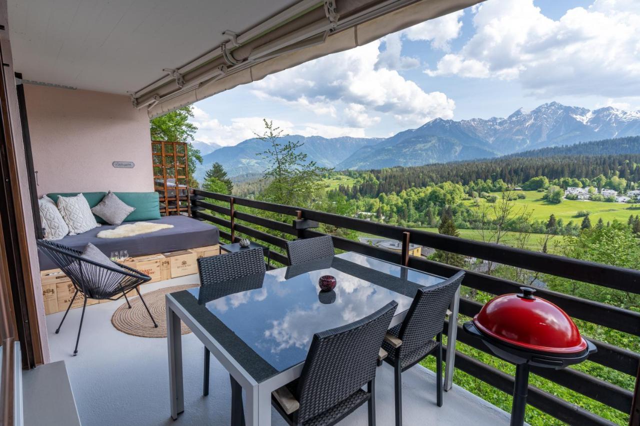 Ferienwohnung -Panorama-Bergblick- Dampfbad-Dusche und Aussenbett Flims Exterior foto