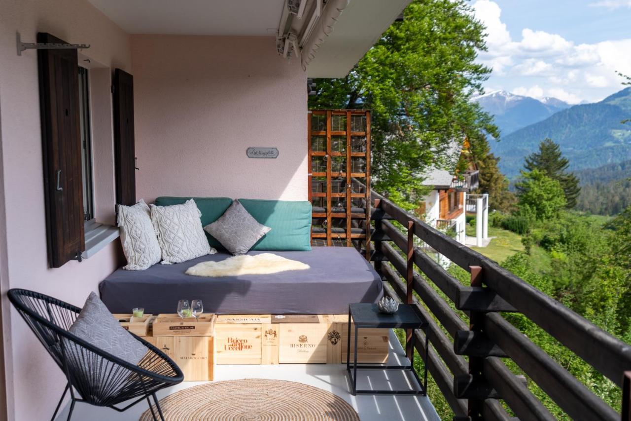 Ferienwohnung -Panorama-Bergblick- Dampfbad-Dusche und Aussenbett Flims Exterior foto